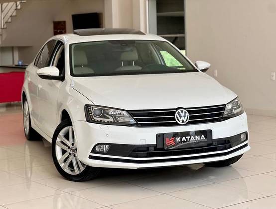 VOLKSWAGEN JETTA 2.0 TSI HIGHLINE 211CV GASOLINA 4P TIPTRONIC